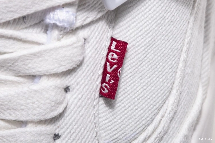 AO2571-100 Levi's White Jordan Denim Air 4 1127